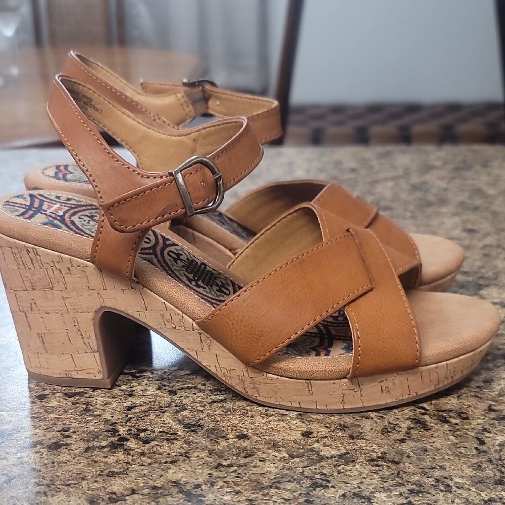 b.o.c. Brown Platform Sandals